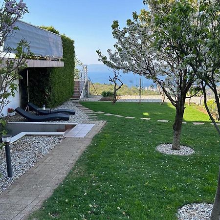 Terra Magica Deluxe Apartment Or Room With Private Parking, Terrace And Sea View Rijeka Buitenkant foto