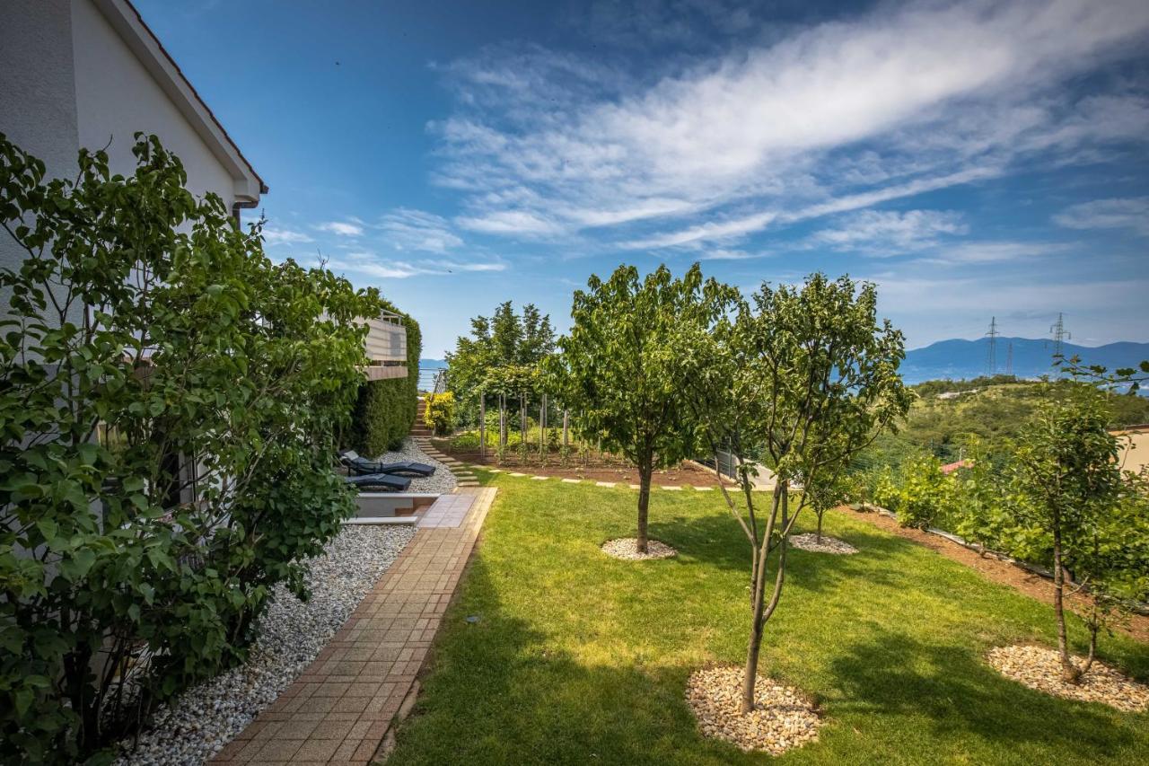 Terra Magica Deluxe Apartment Or Room With Private Parking, Terrace And Sea View Rijeka Buitenkant foto
