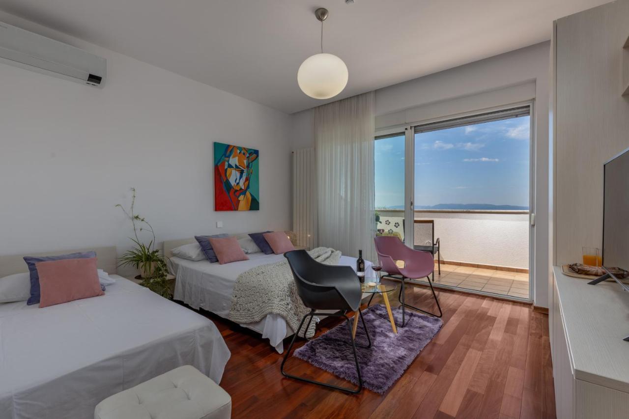 Terra Magica Deluxe Apartment Or Room With Private Parking, Terrace And Sea View Rijeka Buitenkant foto