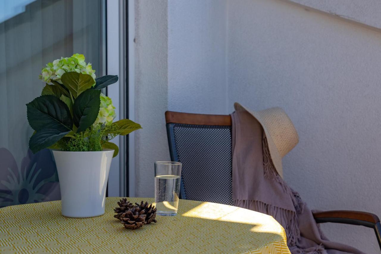 Terra Magica Deluxe Apartment Or Room With Private Parking, Terrace And Sea View Rijeka Buitenkant foto